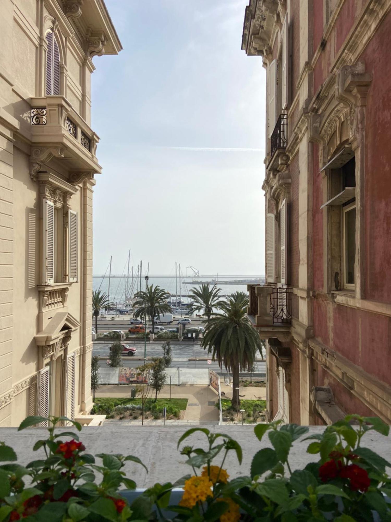 Vicomillesuites Cagliari Kültér fotó